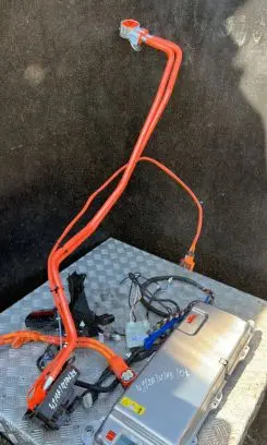 Tesla Model Y Voltage converter/converter module 113555855A