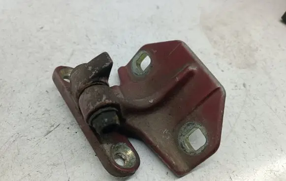 Mercedes-Benz A W168 Front door lower hinge 