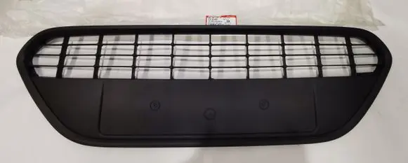 Ford Focus Front bumper lower grill 320527
