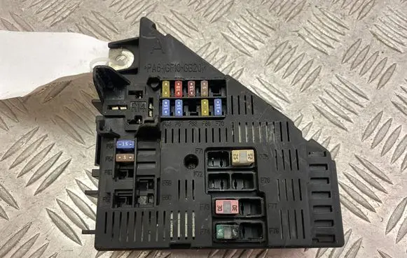 Volvo XC90 Fuse module 31453259 31473569