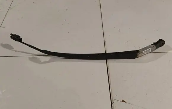 Honda FR-V Front wiper blade arm 