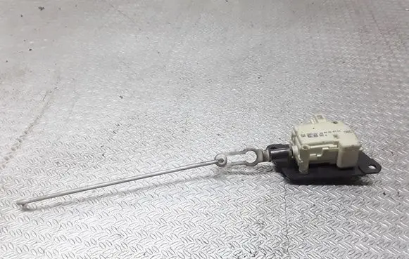 Audi A2 Central locking motor 8E5962115