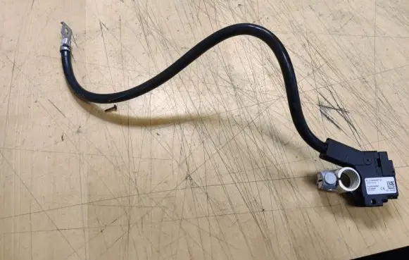 BMW 5 F10 F11 Negative earth cable (battery) 6112923443701