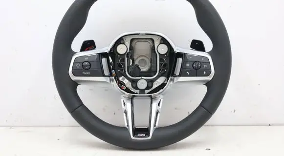 BMW X1 U11 Steering wheel 8747644