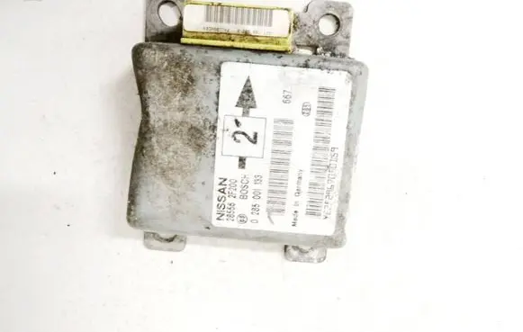 Nissan Primera Airbag control unit/module 285562f200 0285001133