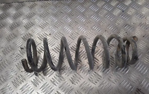 Toyota Corolla Verso AR10 Rear coil spring
