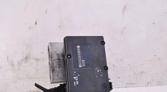 Mercedes-Benz GL X164 ABS Pump A1645458232 A1644312812