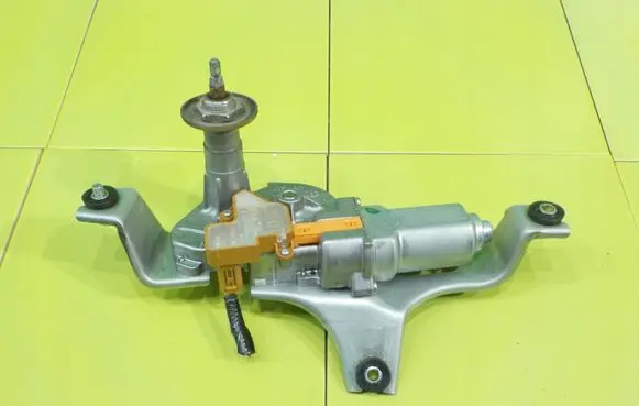 Honda Accord Rear window wiper motor ZP3