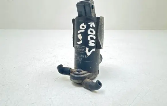 Ford Focus Windscreen/windshield washer pump 93BB17K624BA D00LA