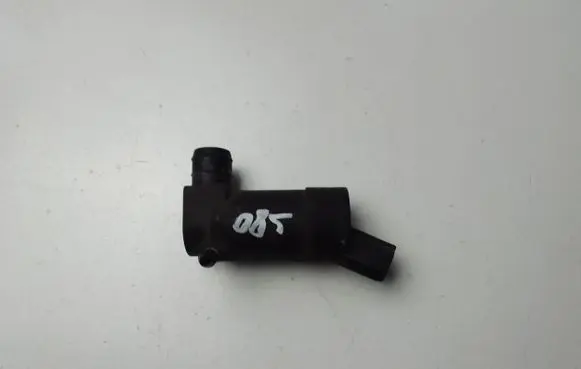 Volvo S80 Windscreen/windshield washer pump 1S7117K624DD