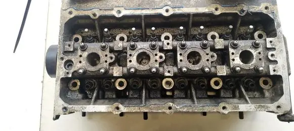 Volkswagen Golf IV Engine head 036103373af