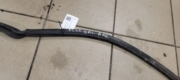 Mercedes-Benz C W204 Trunk rubber seal (body)