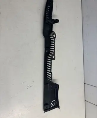 Volvo S90, V90 Fender end trim 31386870