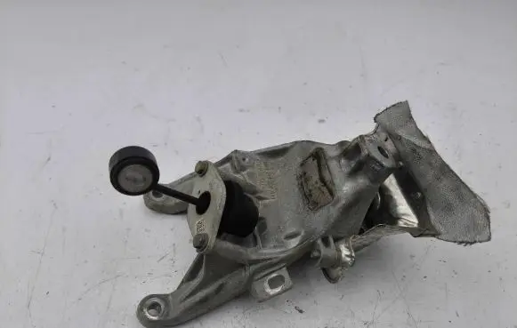 Audi A5 Engine mounting bracket 4M0199308AD