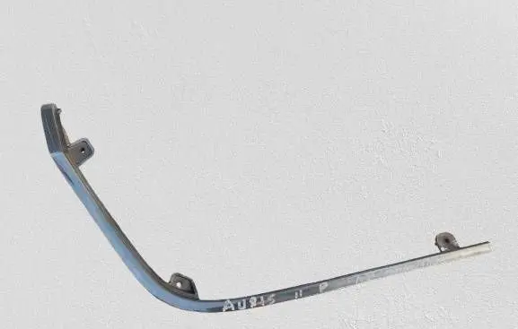 Toyota Auris E180 Rear arch trim