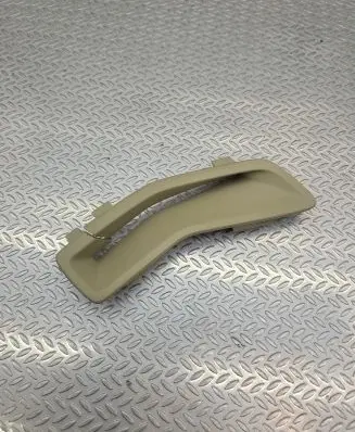 Volvo XC60 Seat belt trim 01287357