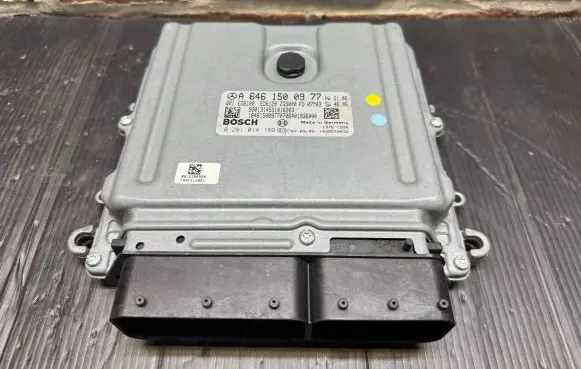 Mercedes-Benz Vito Viano W639 Engine control unit/module ECU A6461500977 0281014189
