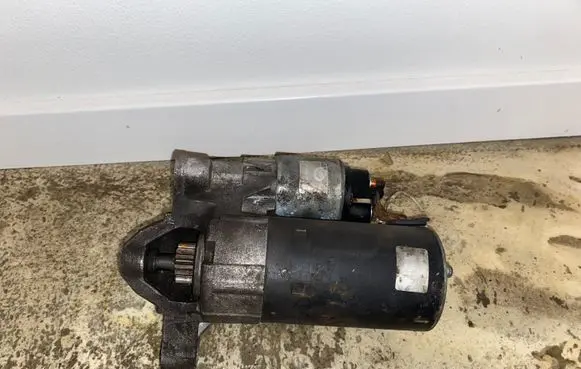 Peugeot 307 Starter motor 0001108400