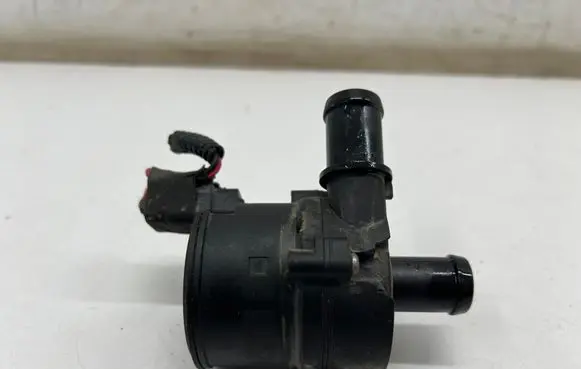 Nissan Qashqai J12 Electric auxiliary coolant/water pump 144B06803R