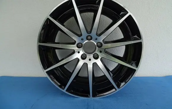 Mercedes-Benz EQC R20 alloy rim A2934010900