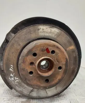 BMW 5 F10 F11 Rear wheel hub 6796099