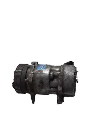 Volkswagen Golf IV Air conditioning (A/C) compressor (pump) 1J0820803