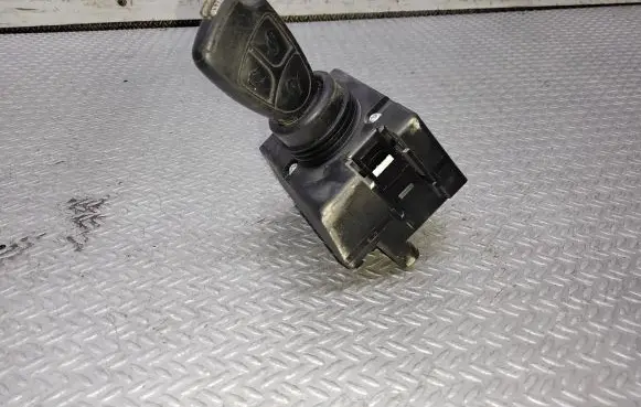 Mercedes-Benz S W220 Ignition lock 2205450908