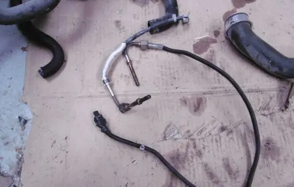 Mercedes-Benz S W221 Exhaust gas temperature sensor A0009058800