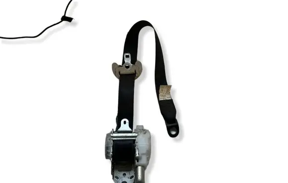 Toyota Avensis T270 Front seatbelt 7P2510P