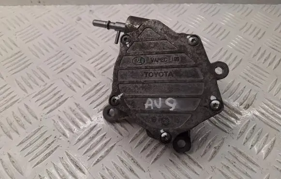 Toyota Avensis T250 Vacuum pump 293000R010