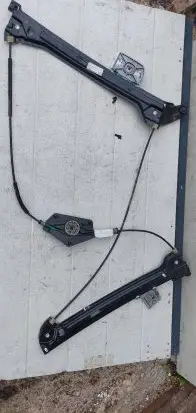 Audi A5 8T 8F Front door electric window regulator 8T0837462D