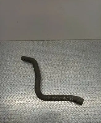 BMW 5 E39 Engine coolant pipe/hose