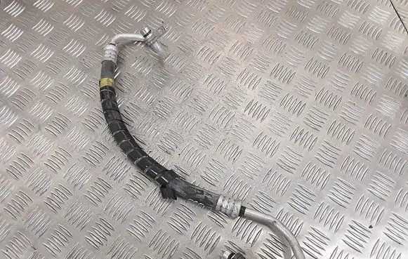 Mazda CX-5 Air conditioning (A/C) pipe/hose