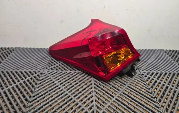 Toyota Auris E180 Rear/tail lights 295809 02259