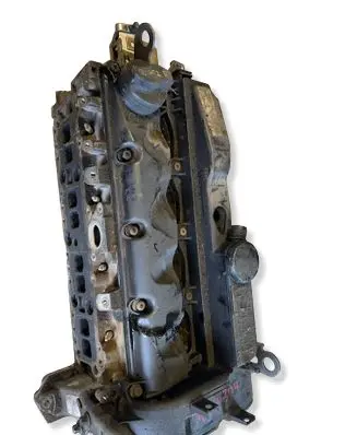 Mercedes-Benz C W204 Engine head R0610160201