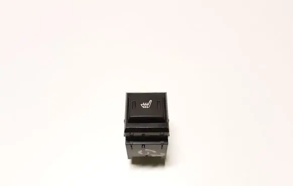 Land Rover Discovery 3 - LR3 Seat heating switch YUF500120PVJ 50520A