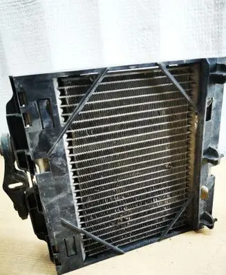BMW 7 F01 F02 F03 F04 Coolant radiator 7805630