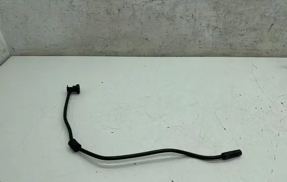 BMW 5 F10 F11 Vacuum line/pipe/hose 73378