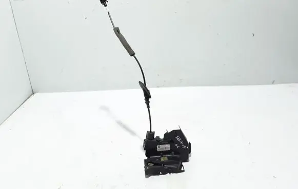 Renault Talisman Rear door lock 825032679R