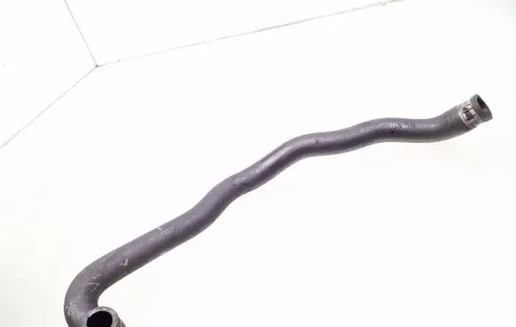 Mercedes-Benz C W204 Engine coolant pipe/hose 124283T1