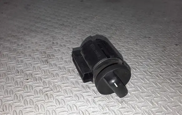 BMW 5 E39 Light switch 8363683