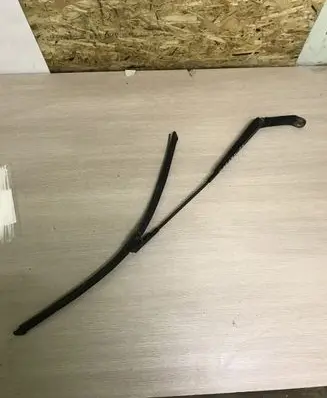 Ford Galaxy Windshield/front glass wiper blade 7M3955409B