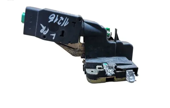 Volvo S40, V40 Front door lock 30850803