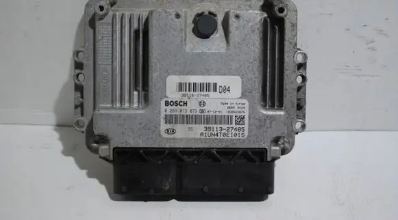 KIA Carens I Engine control unit/module 0281013072