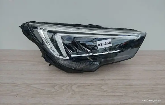 Opel Crossland X Headlight/headlamp 39153539