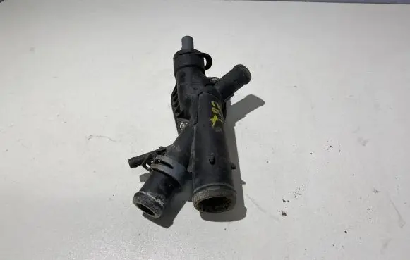 Skoda Octavia Mk2 (1Z) Engine coolant pipe/hose 03L121131AA 18533