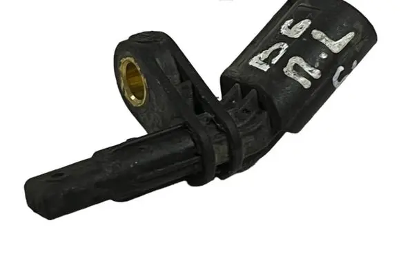 Volkswagen PASSAT B6 ABS brake wheel speed sensor 7H0927803 10071150683