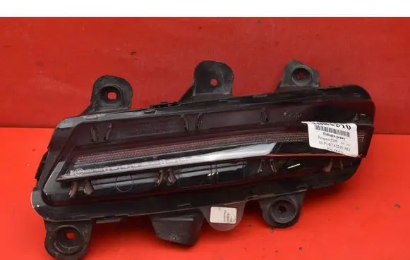 Peugeot 5008 Front fog light 9836230980