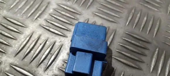 Nissan Terrano Other relay 252309f900
