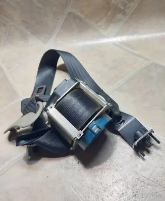 Alfa Romeo 159 Middle seatbelt (rear) 1003957 1002316